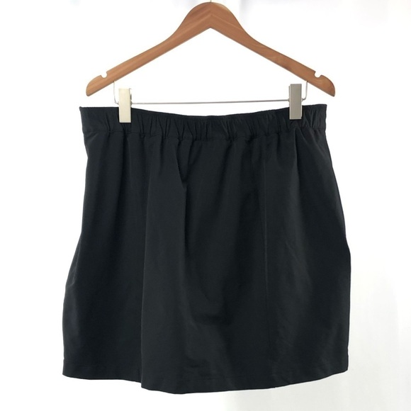 L.L. Bean Pull On Tennis Skirt with Shorts Skort in Black Size Extra Large - Picture 3 of 5